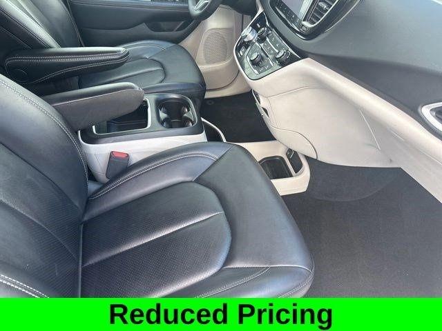 Chrysler Pacifica Touring L 2024
