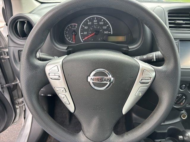 Nissan Versa  2019