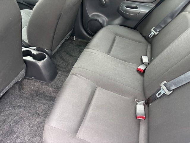 Nissan Versa  2019