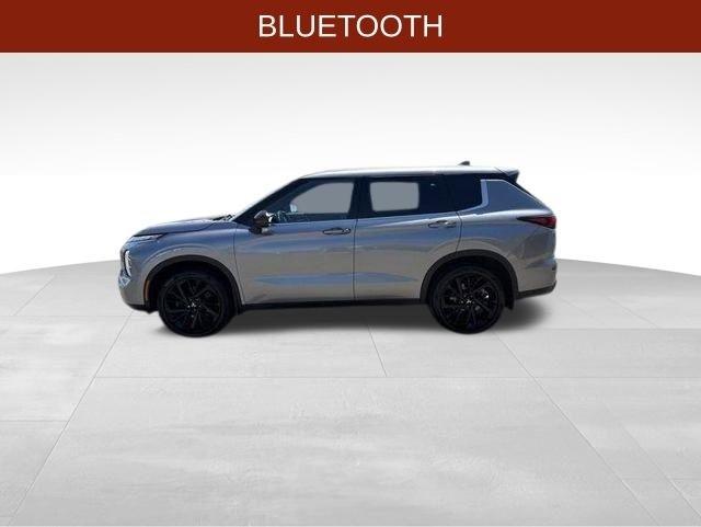 Mitsubishi Outlander  2022