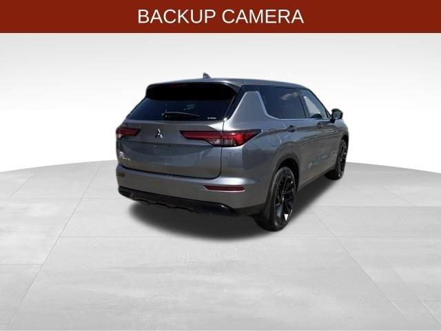 Mitsubishi Outlander  2022