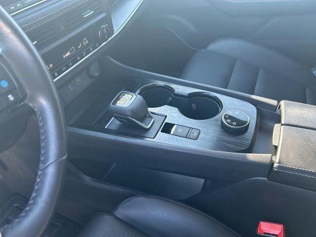 Nissan Rogue  2023