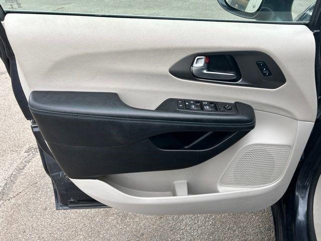 Chrysler Pacifica  2021