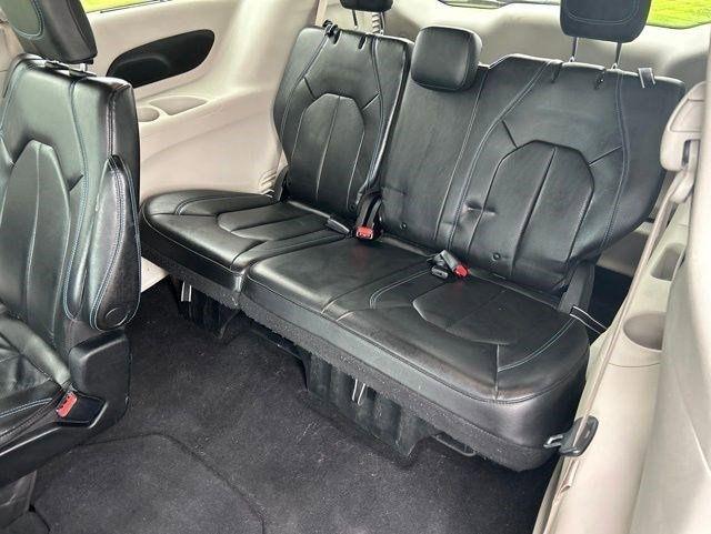 Chrysler Pacifica  2021