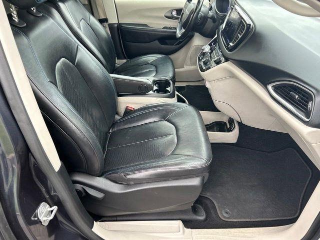 Chrysler Pacifica  2021