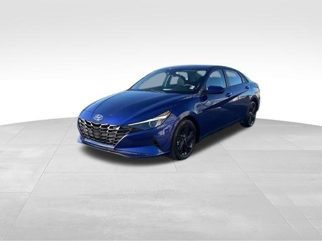 Hyundai Elantra  2023