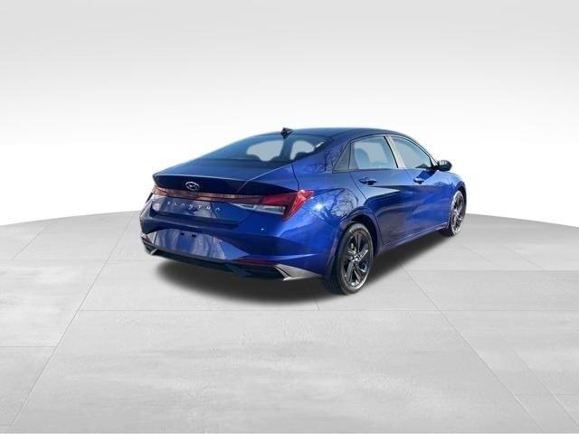 Hyundai Elantra  2023