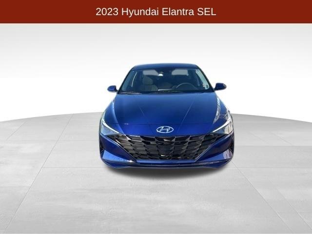 Hyundai Elantra  2023