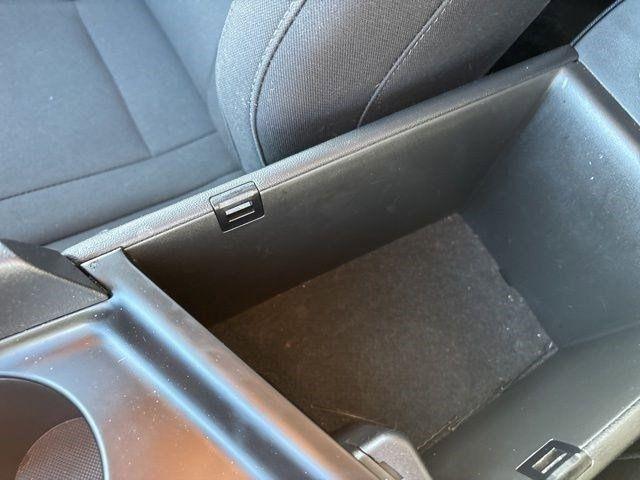 Hyundai Elantra  2023