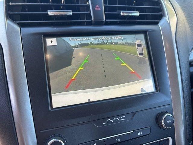 Ford Fusion Hybrid  2019