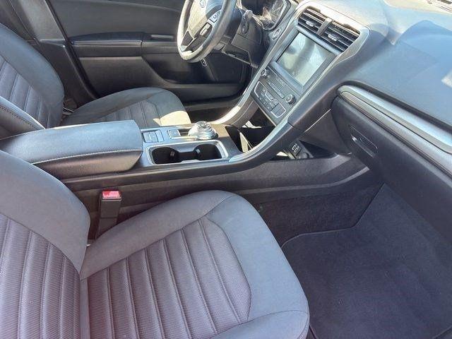 Ford Fusion Hybrid  2019