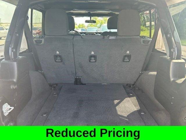 Jeep Wrangler Unlimited Sahara 4WD 2021