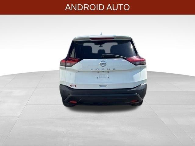 Nissan Rogue  2021