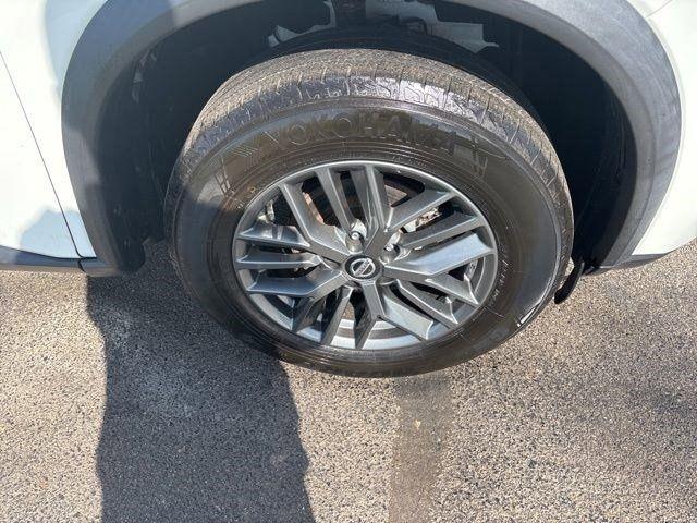Nissan Rogue  2021