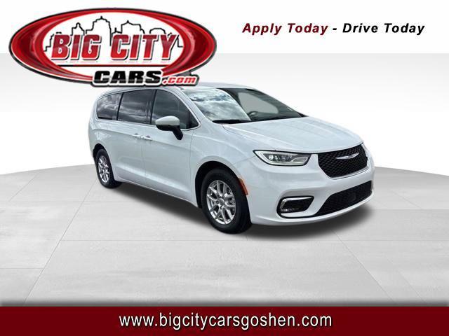 2023 Chrysler Pacifica Touring