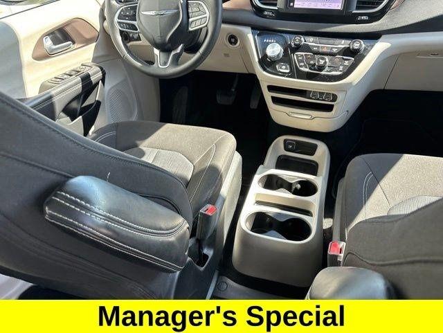 Chrysler Voyager LX 2024