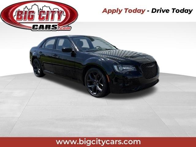 Chrysler 300  2021