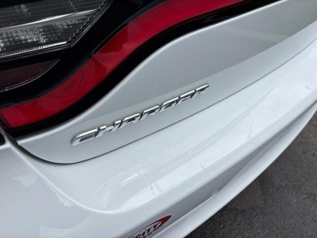 Dodge Charger  2021