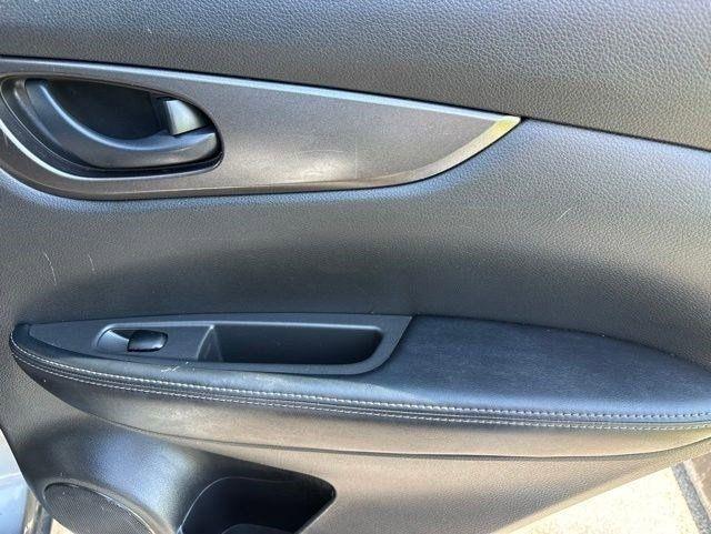 Nissan Rogue Sport  2019