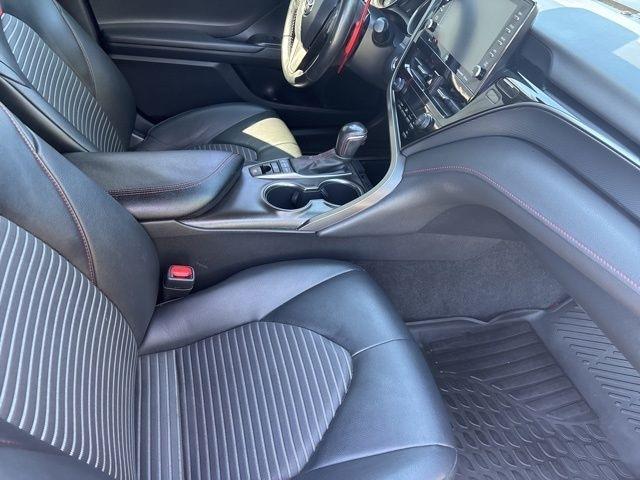 Toyota Camry  2022