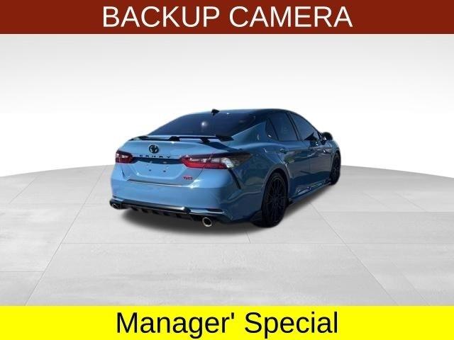 Toyota Camry  2022