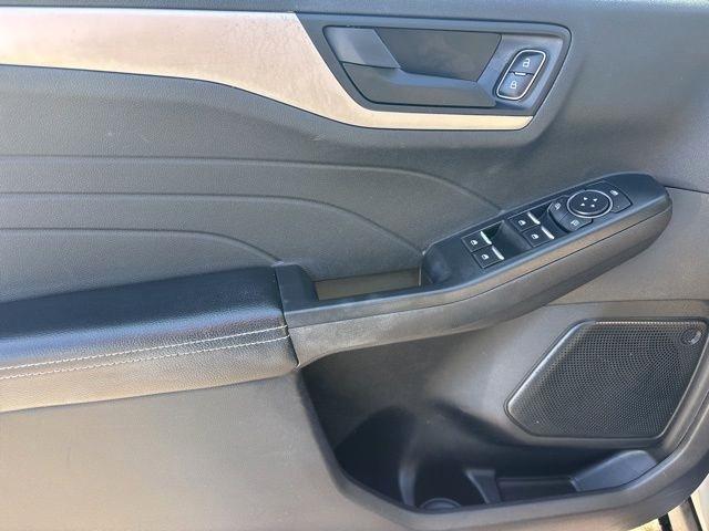 Ford Escape  2022