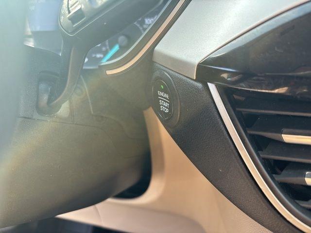 Ford Escape  2022