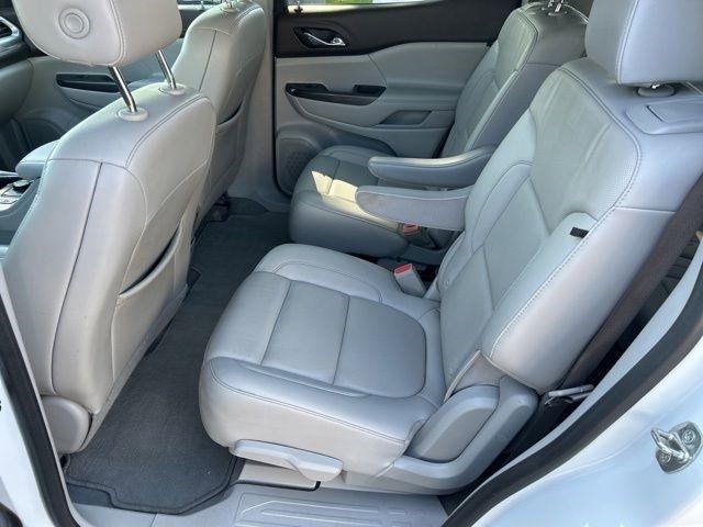 GMC Acadia  2022
