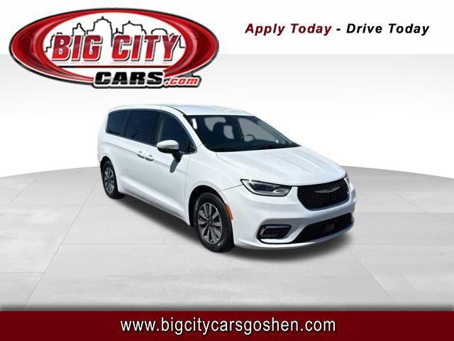 Chrysler Pacifica Hybrid  2023