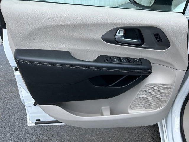 Chrysler Pacifica  2023