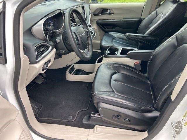 Chrysler Pacifica  2023