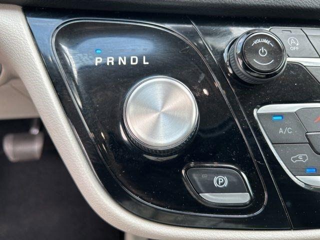 Chrysler Pacifica  2023