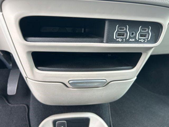 Chrysler Pacifica  2023