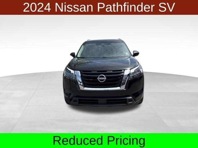 Nissan Pathfinder SV 4WD 2024
