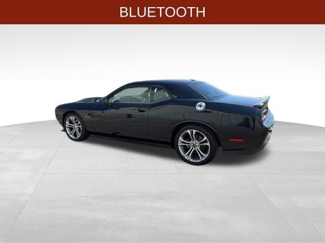 Dodge Challenger  2021