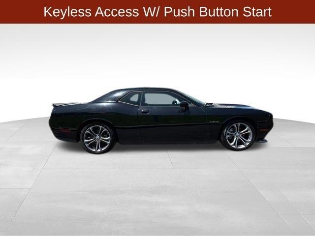 Dodge Challenger  2021
