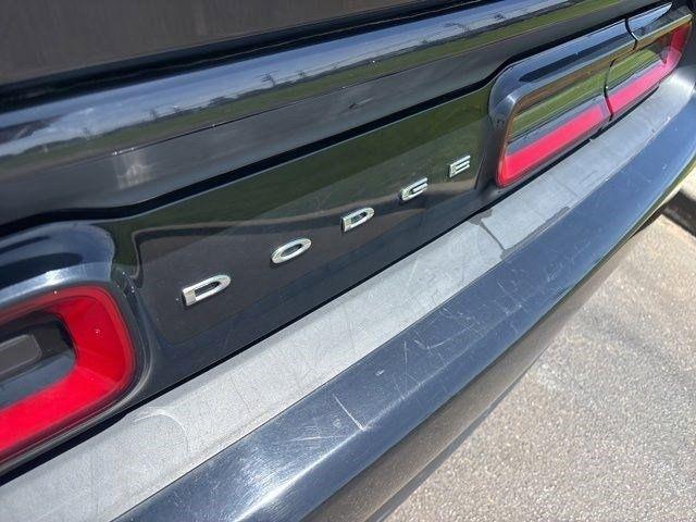 Dodge Challenger  2021