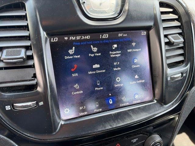 Chrysler 300  2020