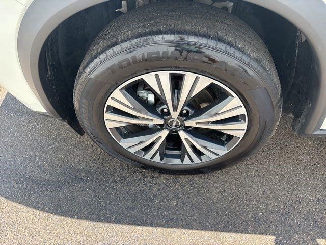Nissan Rogue  2023