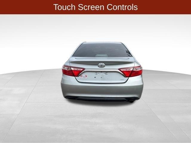 Toyota Camry  2017