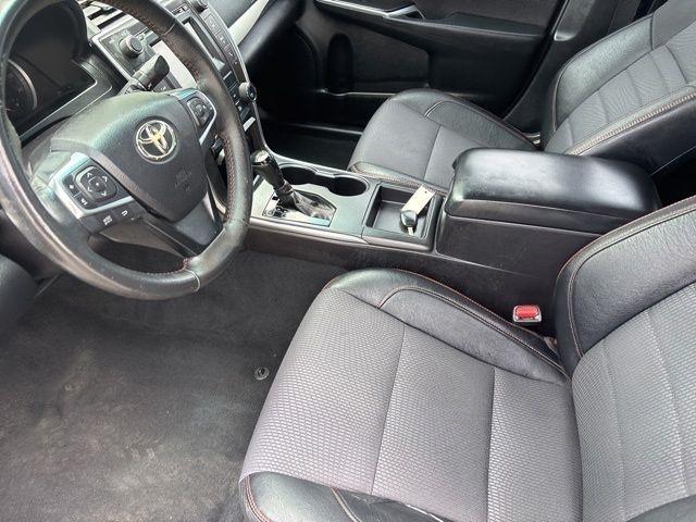 Toyota Camry  2017