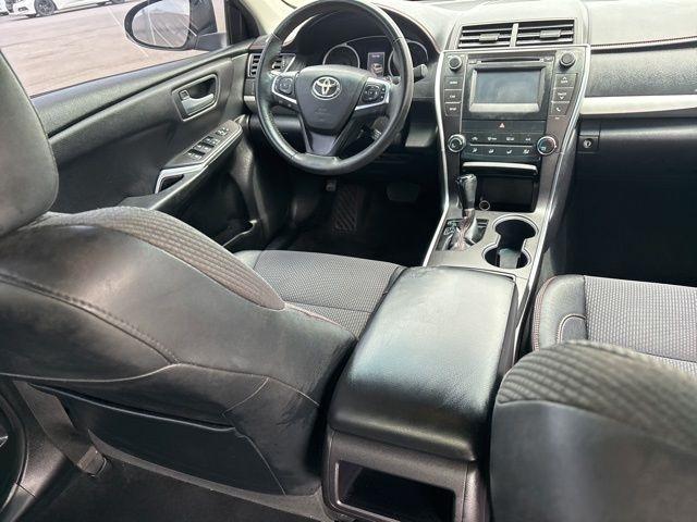 Toyota Camry  2017