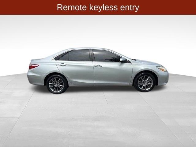 Toyota Camry  2017