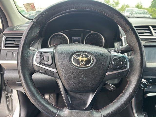 Toyota Camry  2017