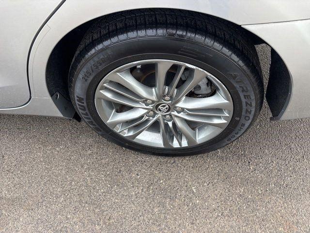 Toyota Camry  2017