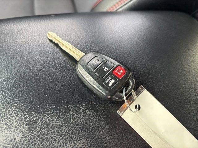 Toyota Camry  2017