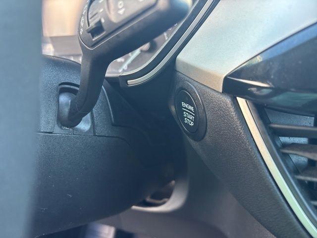 Ford Escape  2022