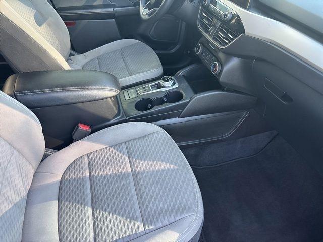 Ford Escape  2022