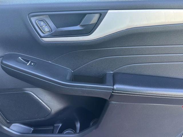 Ford Escape  2022