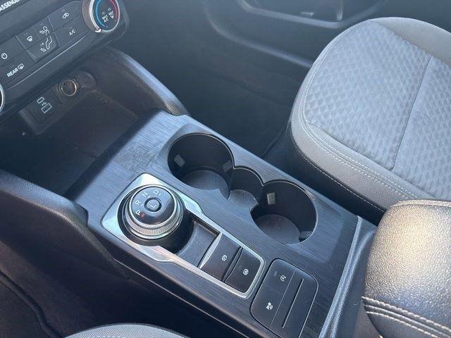 Ford Escape  2022